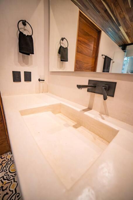 Apartment Chay Bright Eco Chic In Access!