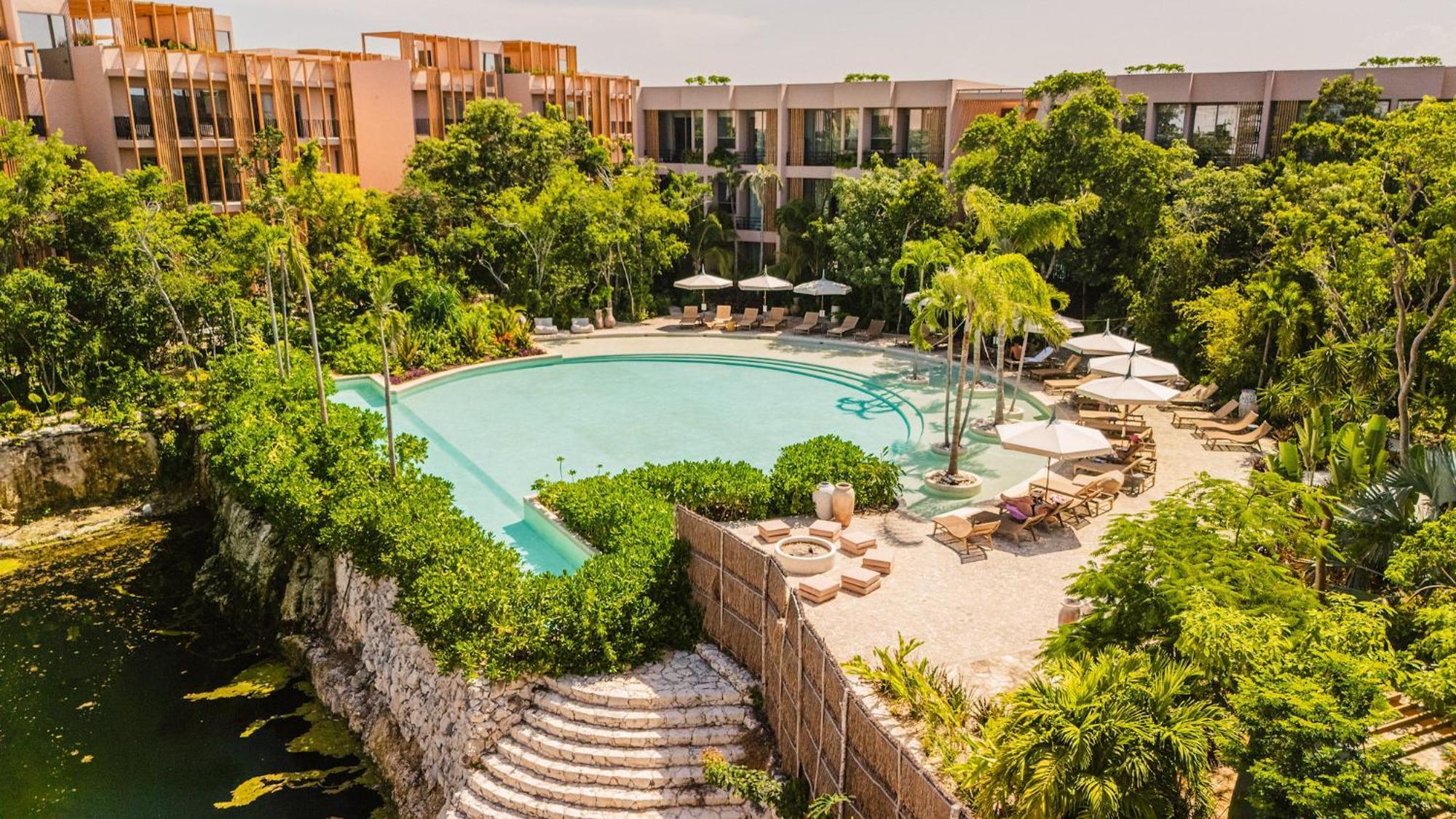 Divine 2br W Pool Gym Yoga Classes Restaurant Apartamento Tulum