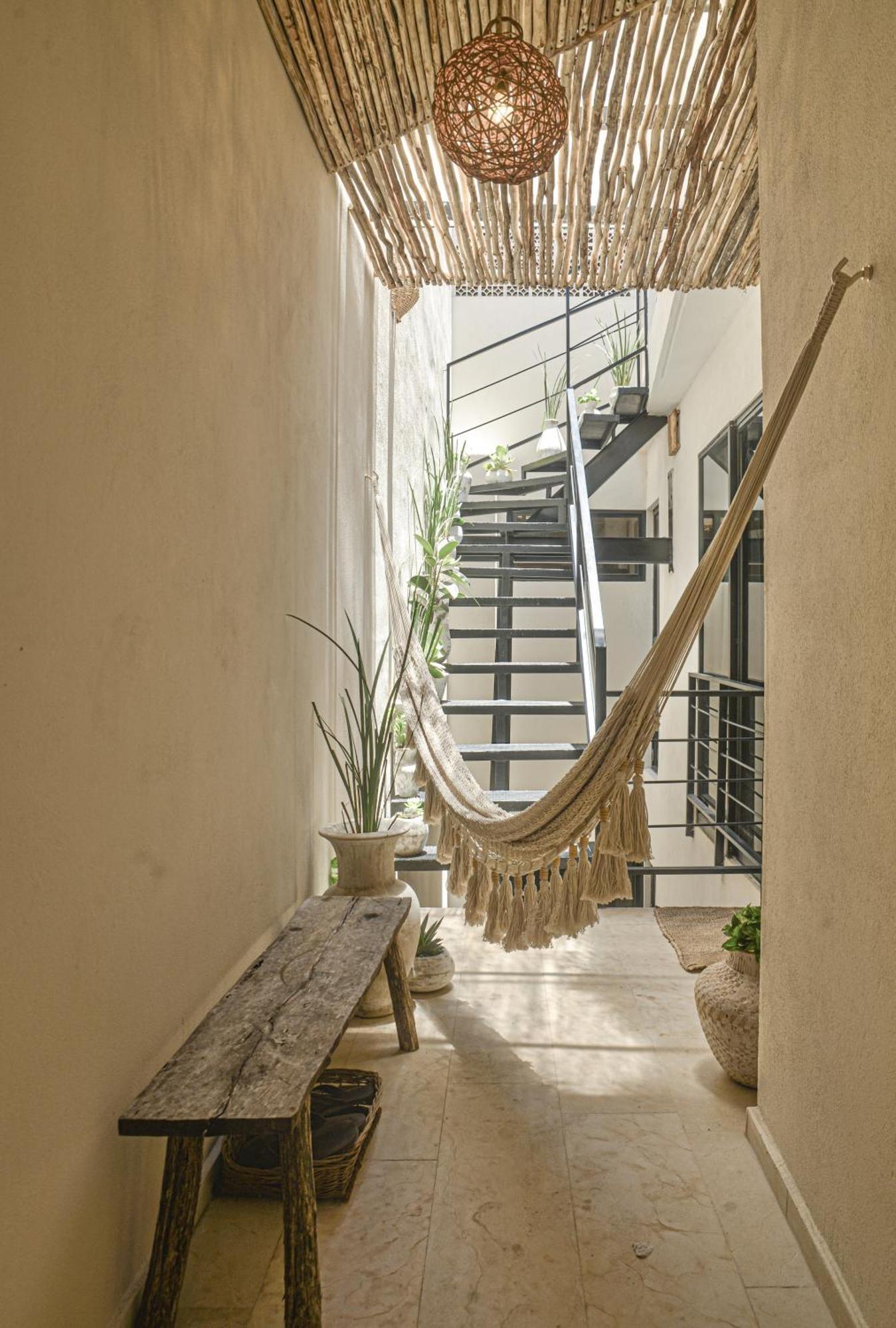 Luxury Penthouse-private Rooftop Pool-walkable Apartment