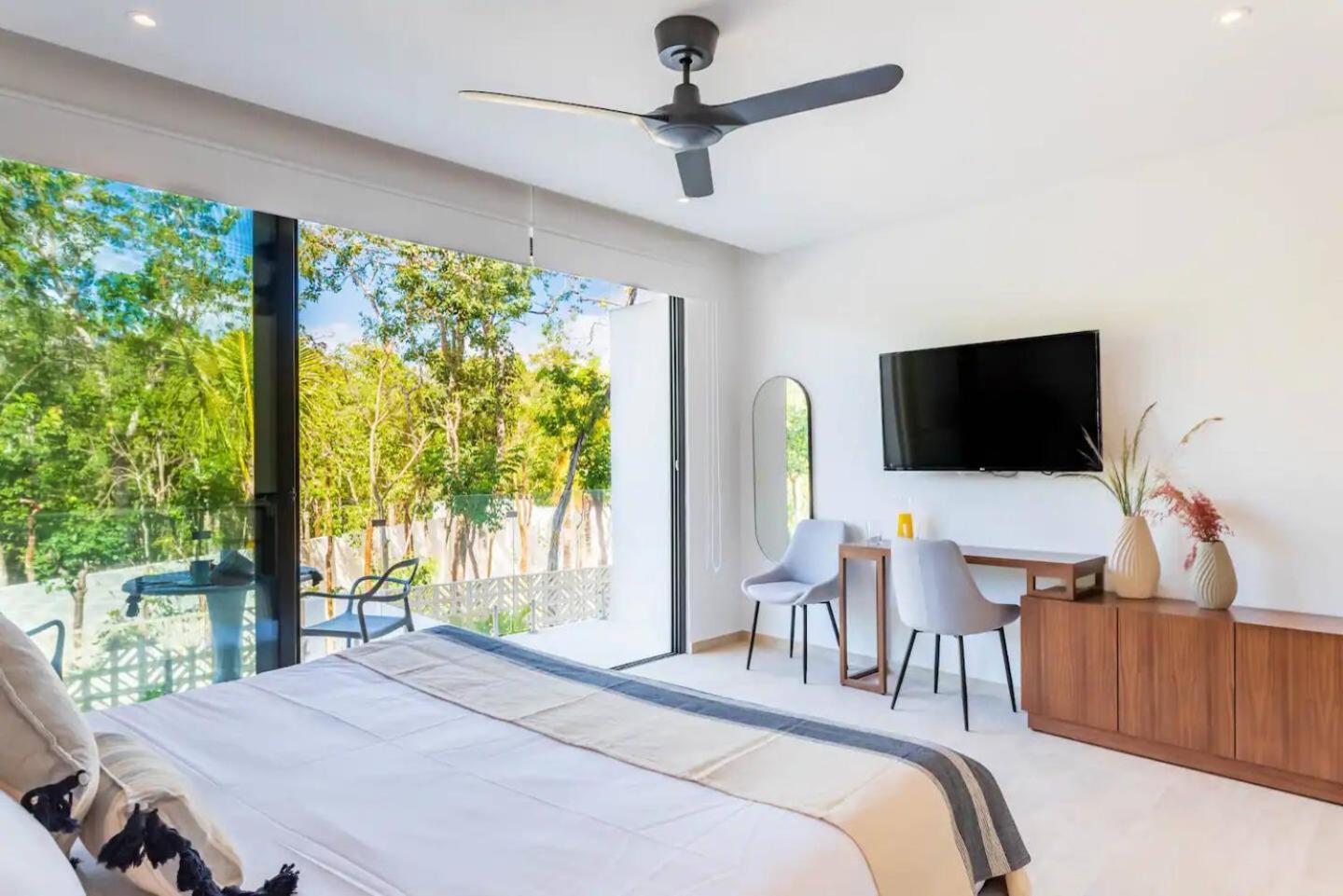 Park Lagunas - Luxury Modern With Kitchen