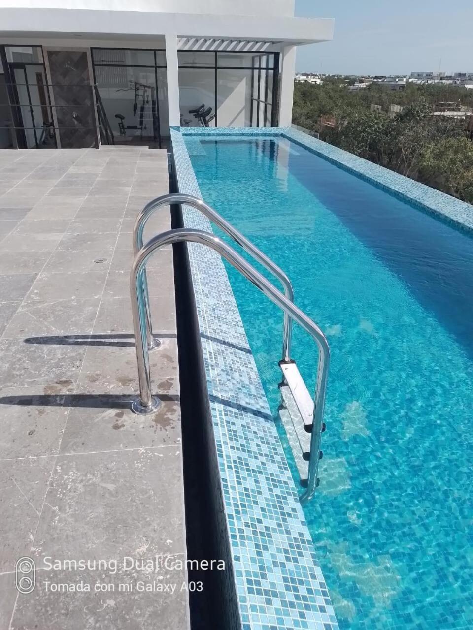 Apartment Infinity Pool Nature