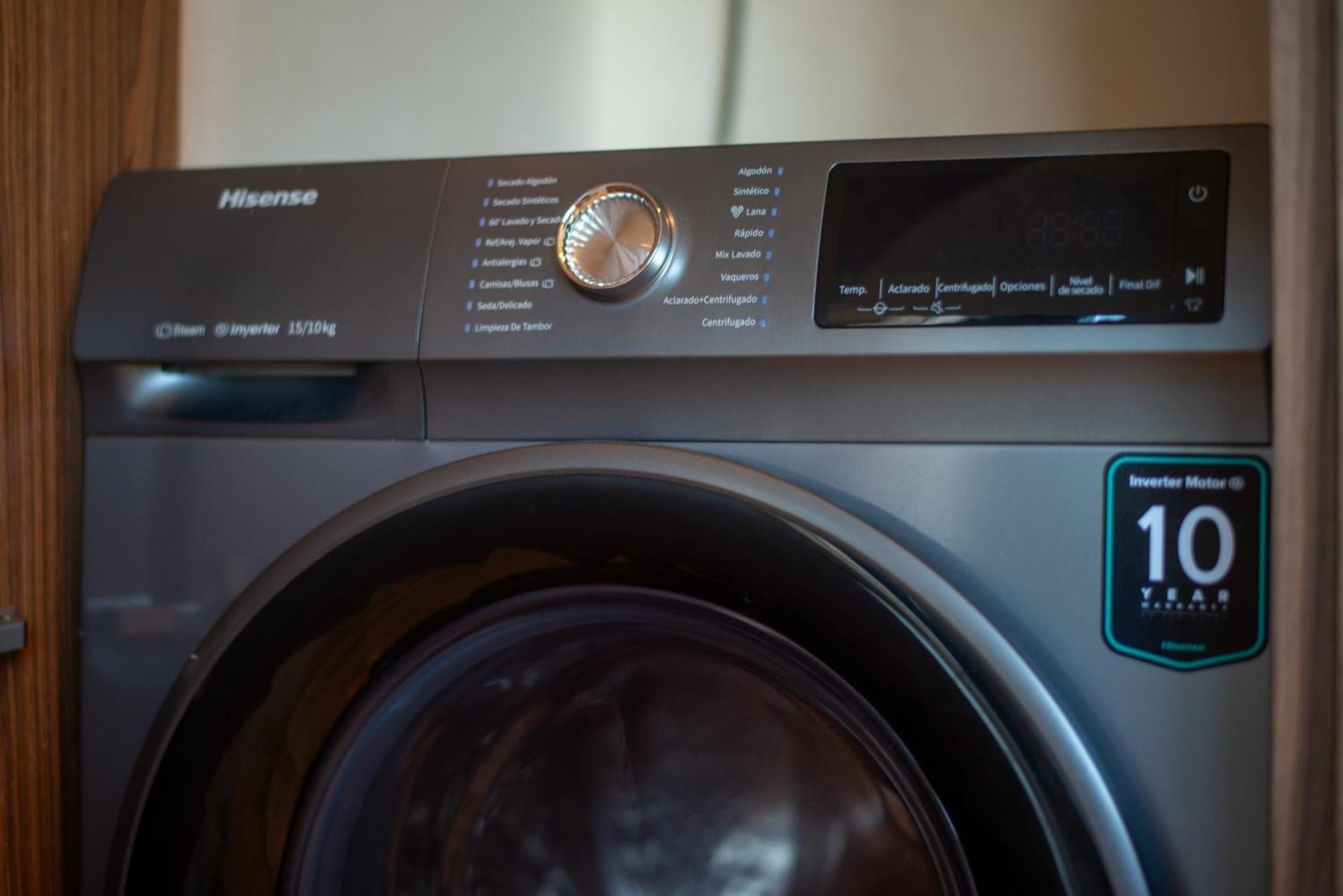 Front Luxury In Apartment