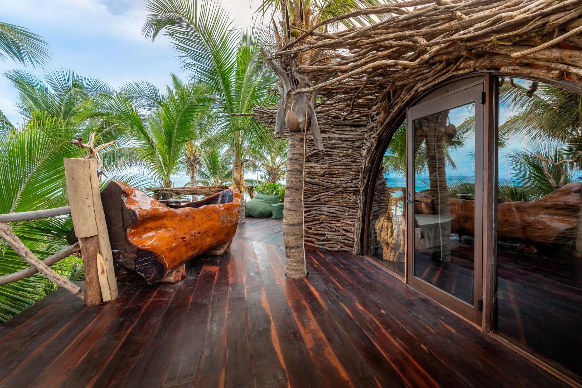 Kanan & Adults Only Playground Hotel