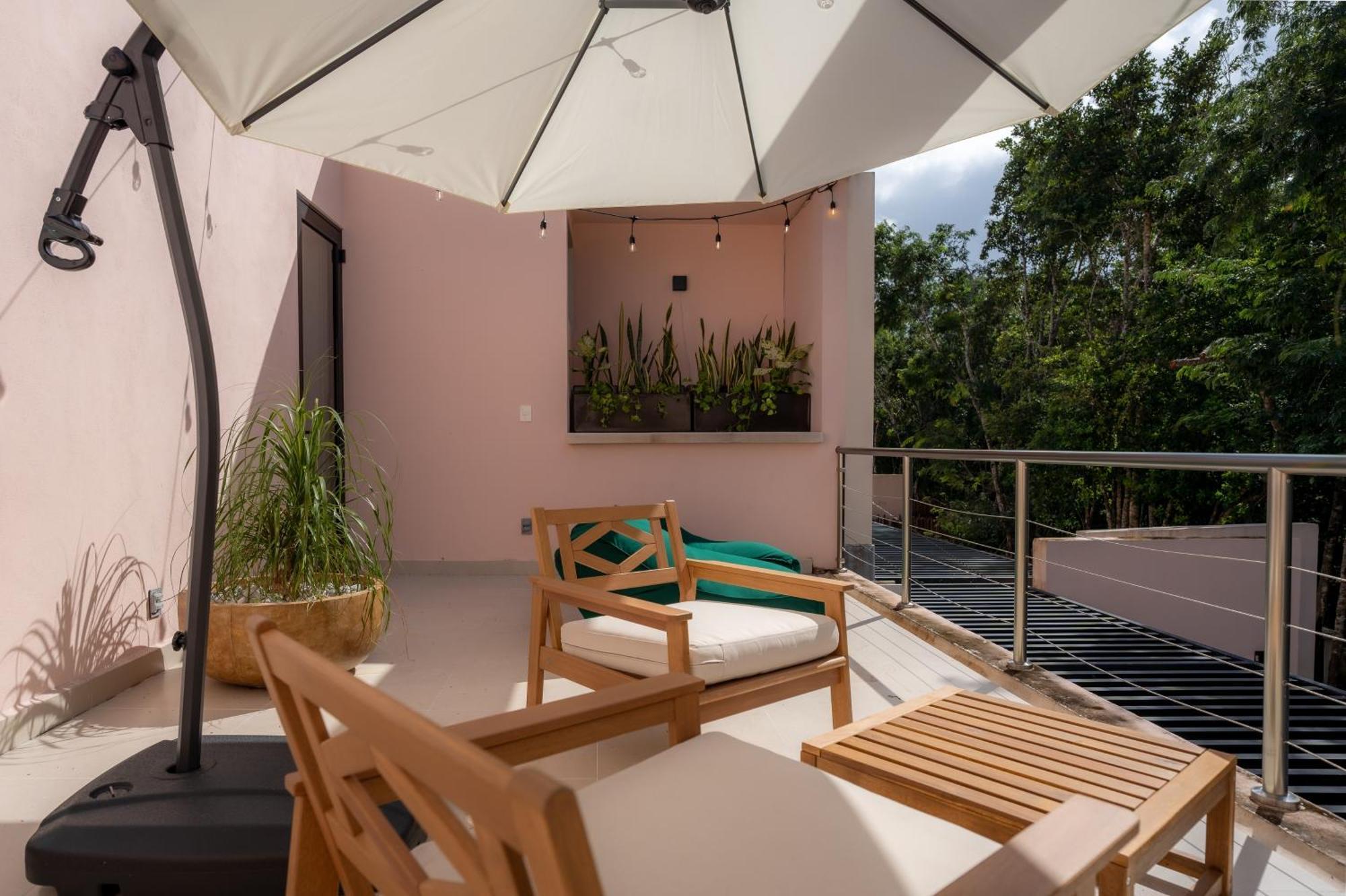 The Hibiscus House * Tulum