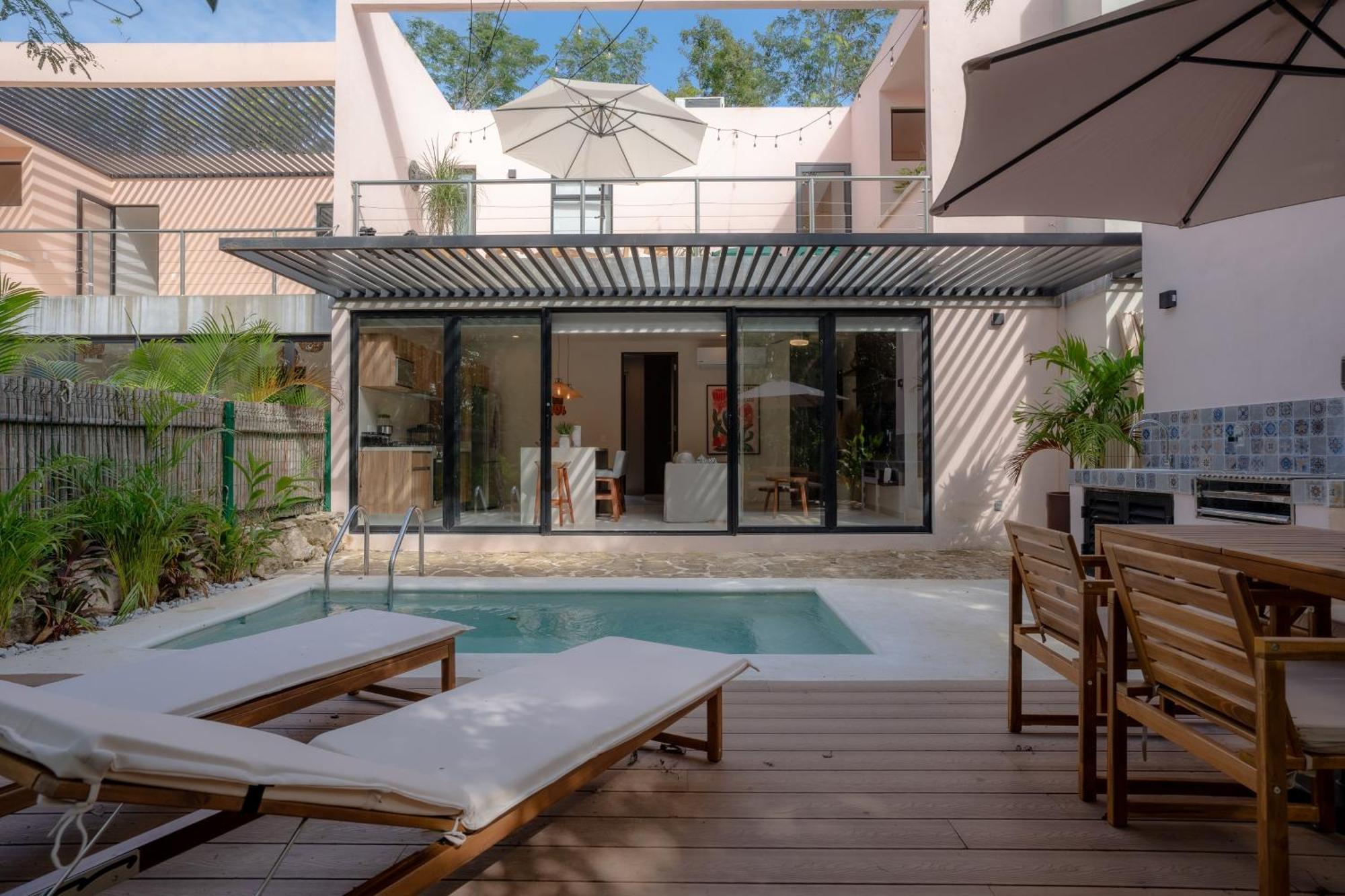 The Hibiscus House Holiday home