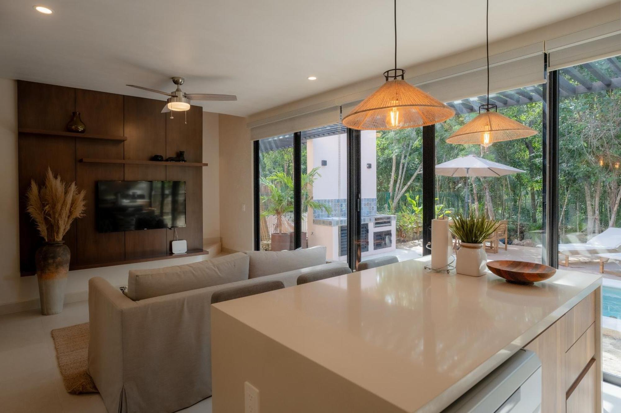 The Hibiscus House *