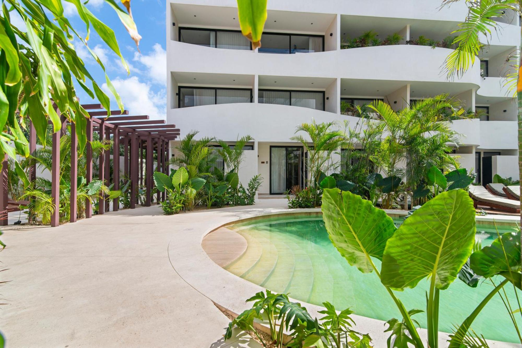 Guest - Elements Hotel 4*