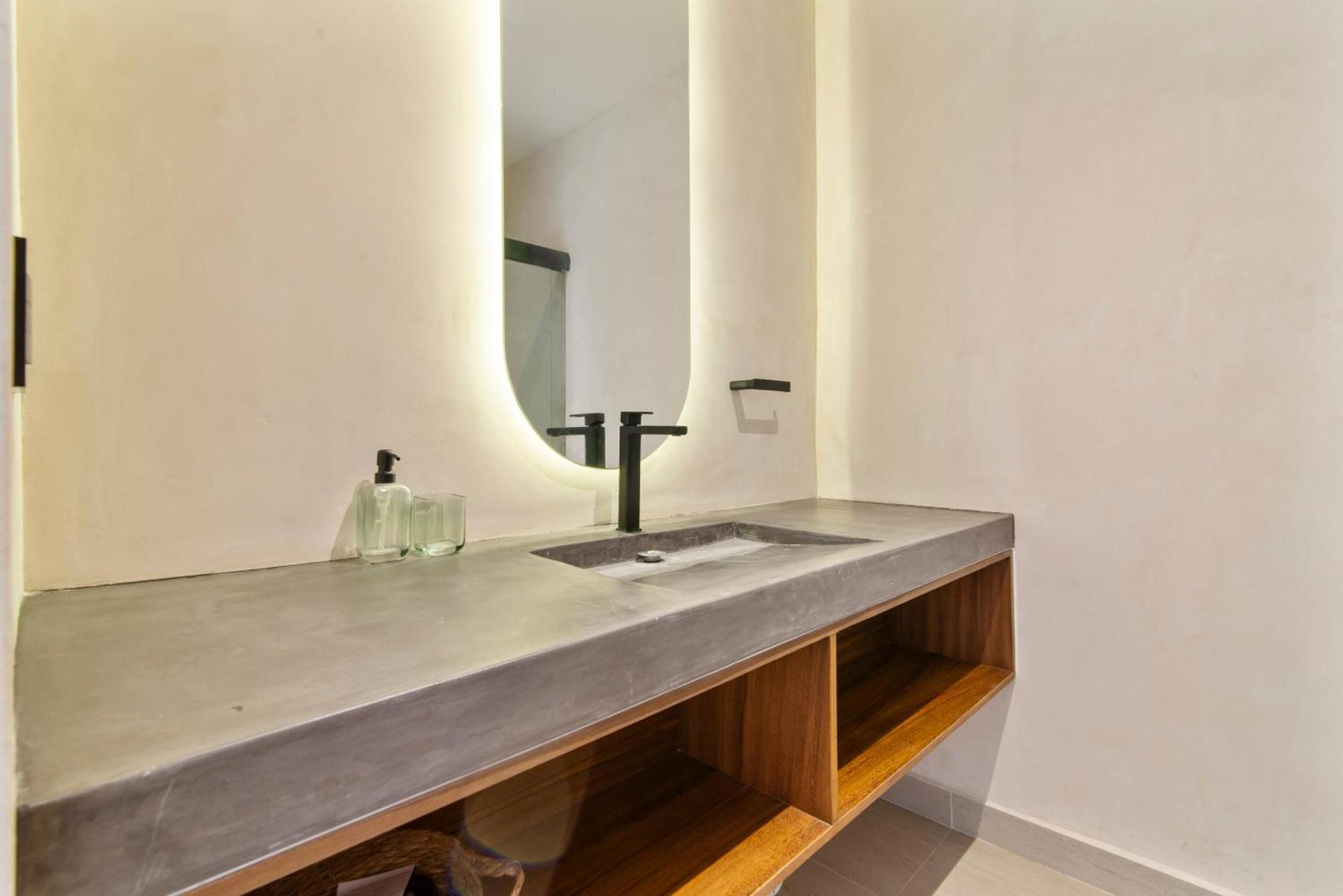 Guest - Elements Hotel 4*