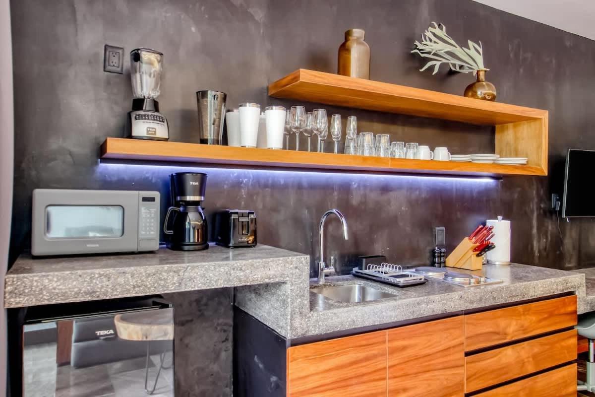 Location And 3 Pools Tulum