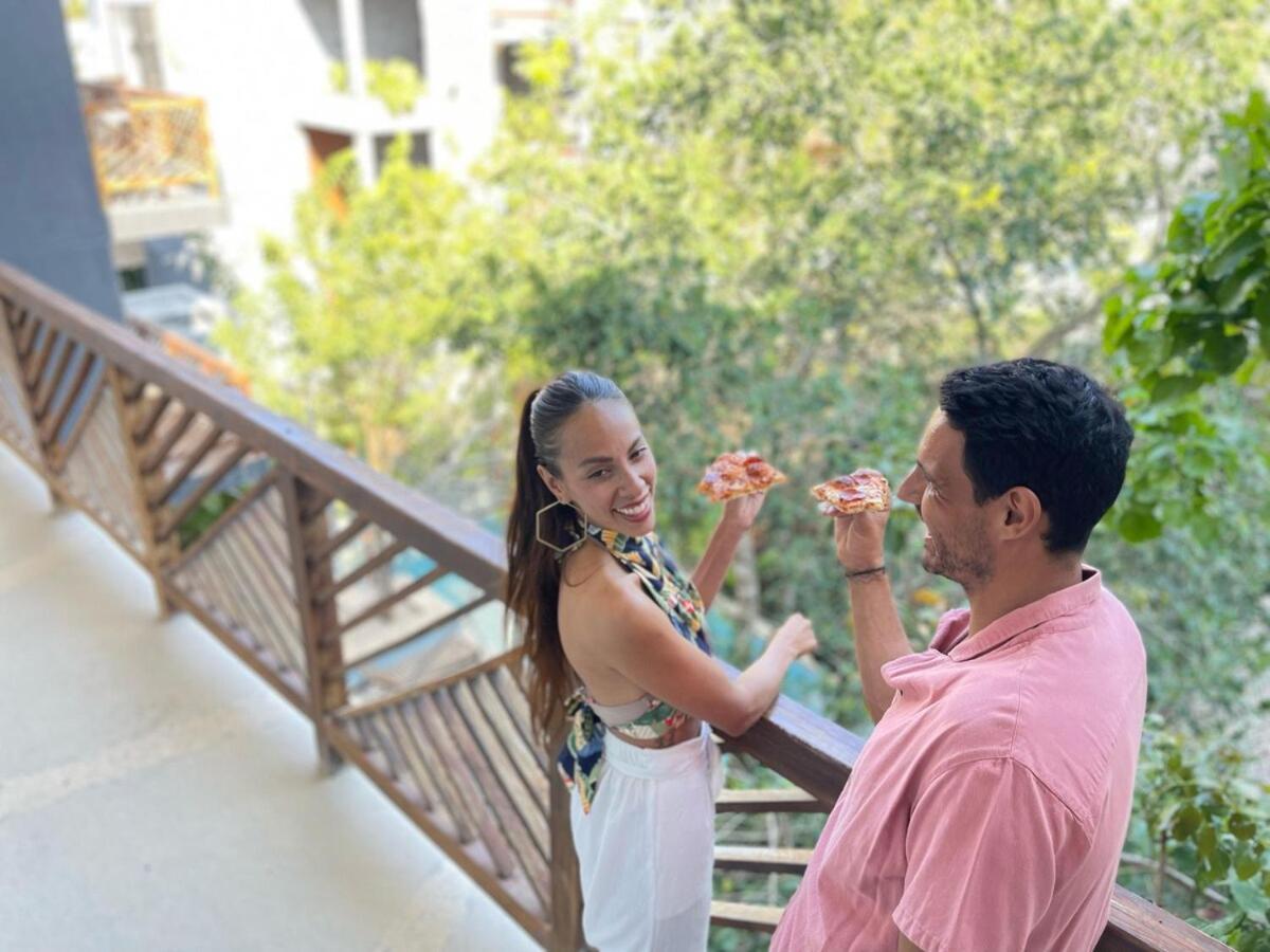 Flirt And Chill Sunrise Haven Apartment