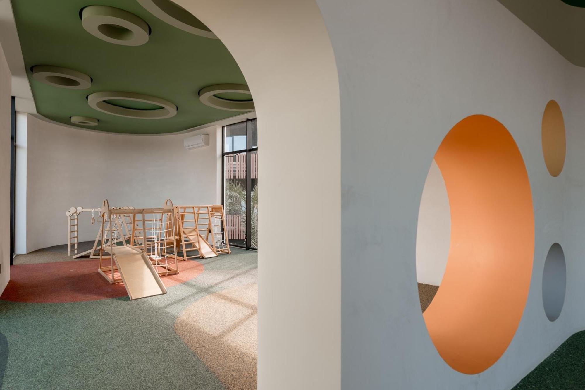 Breeze Oasis C- 203 *