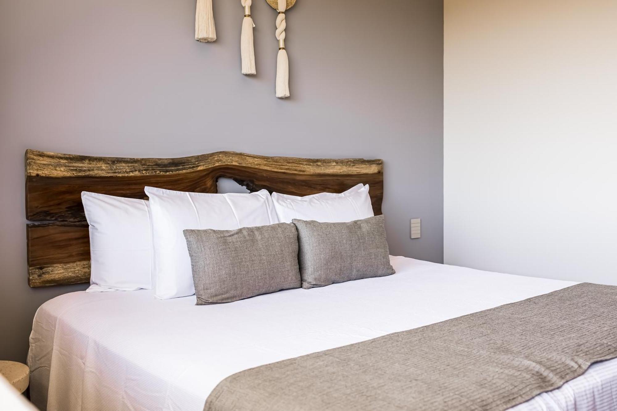 Breeze Oasis C- 203 Apartment