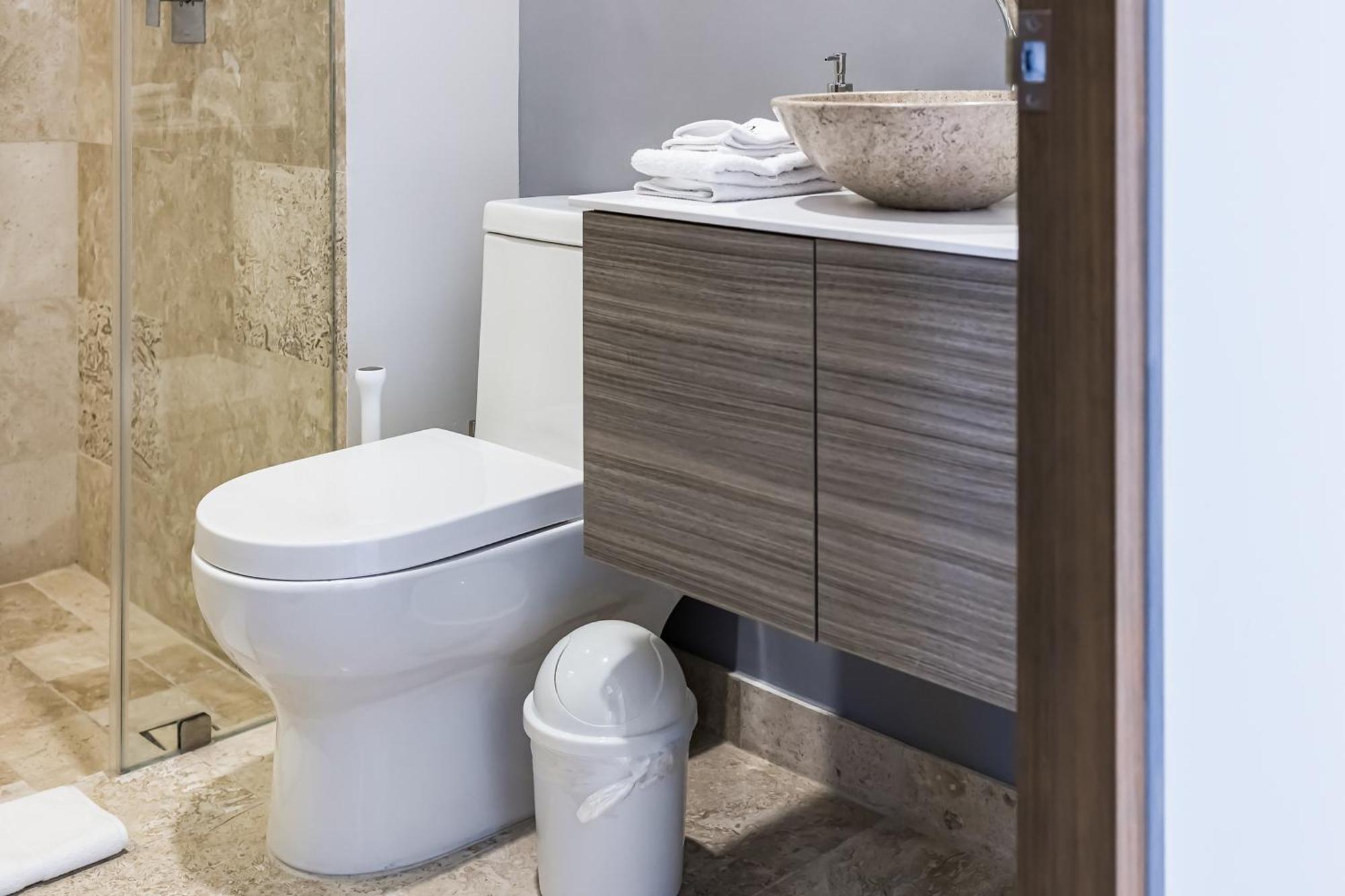 Apartment Breeze Oasis C- 203 *