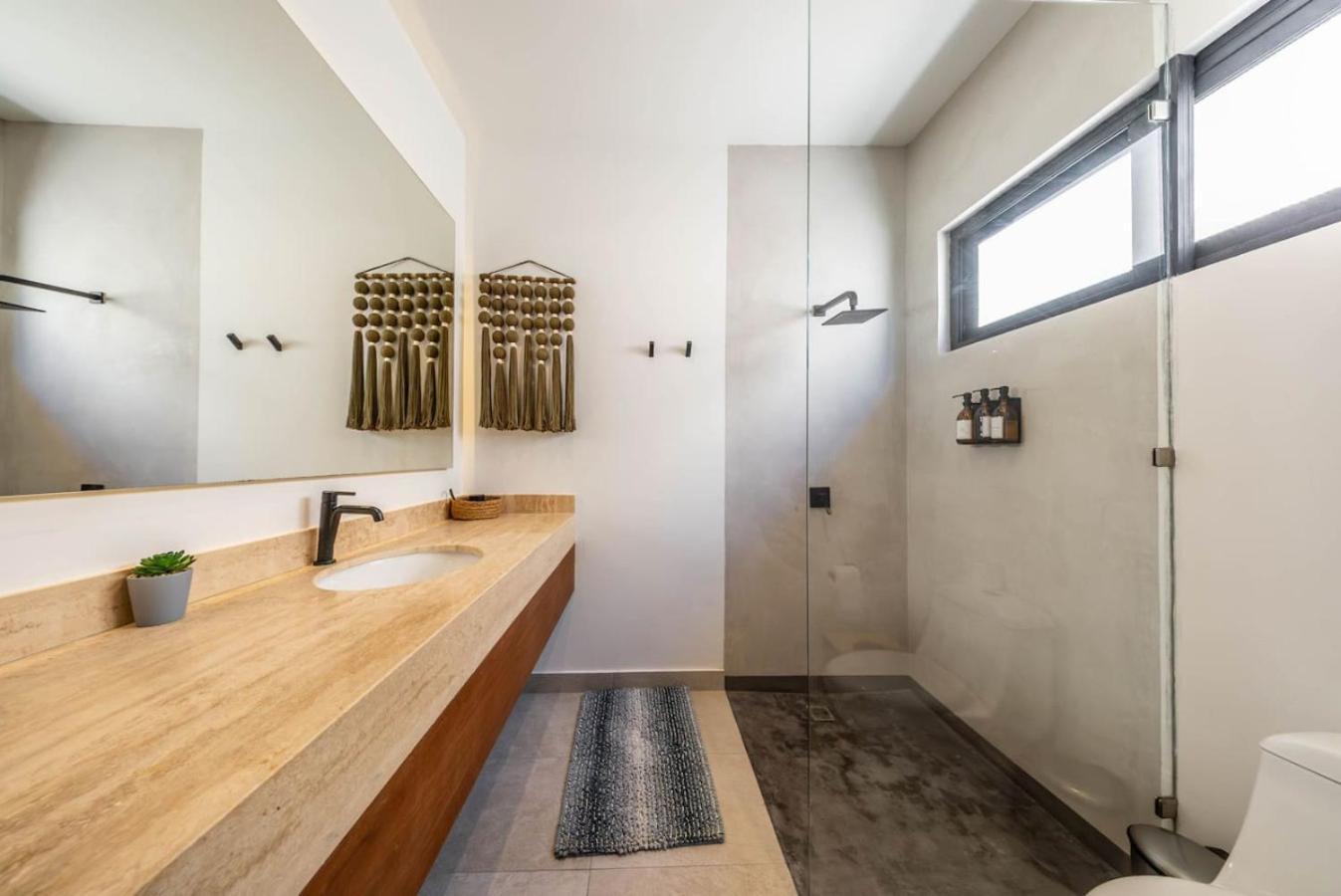 Holiday home Casa Mila 4bdr Luxury 24-7 Security *