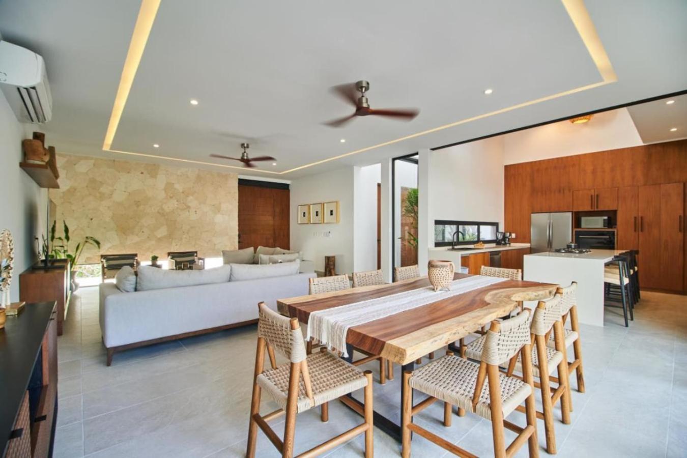 Casa Mila 4bdr Luxury 24-7 Security Holiday home