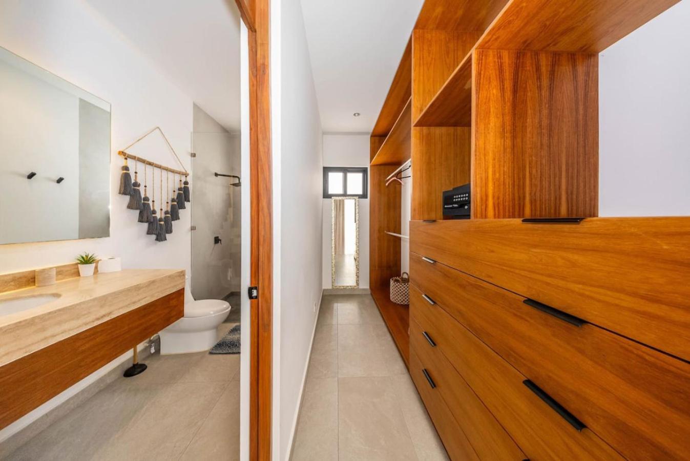 Casa Mila 4bdr Luxury 24-7 Security Holiday home *