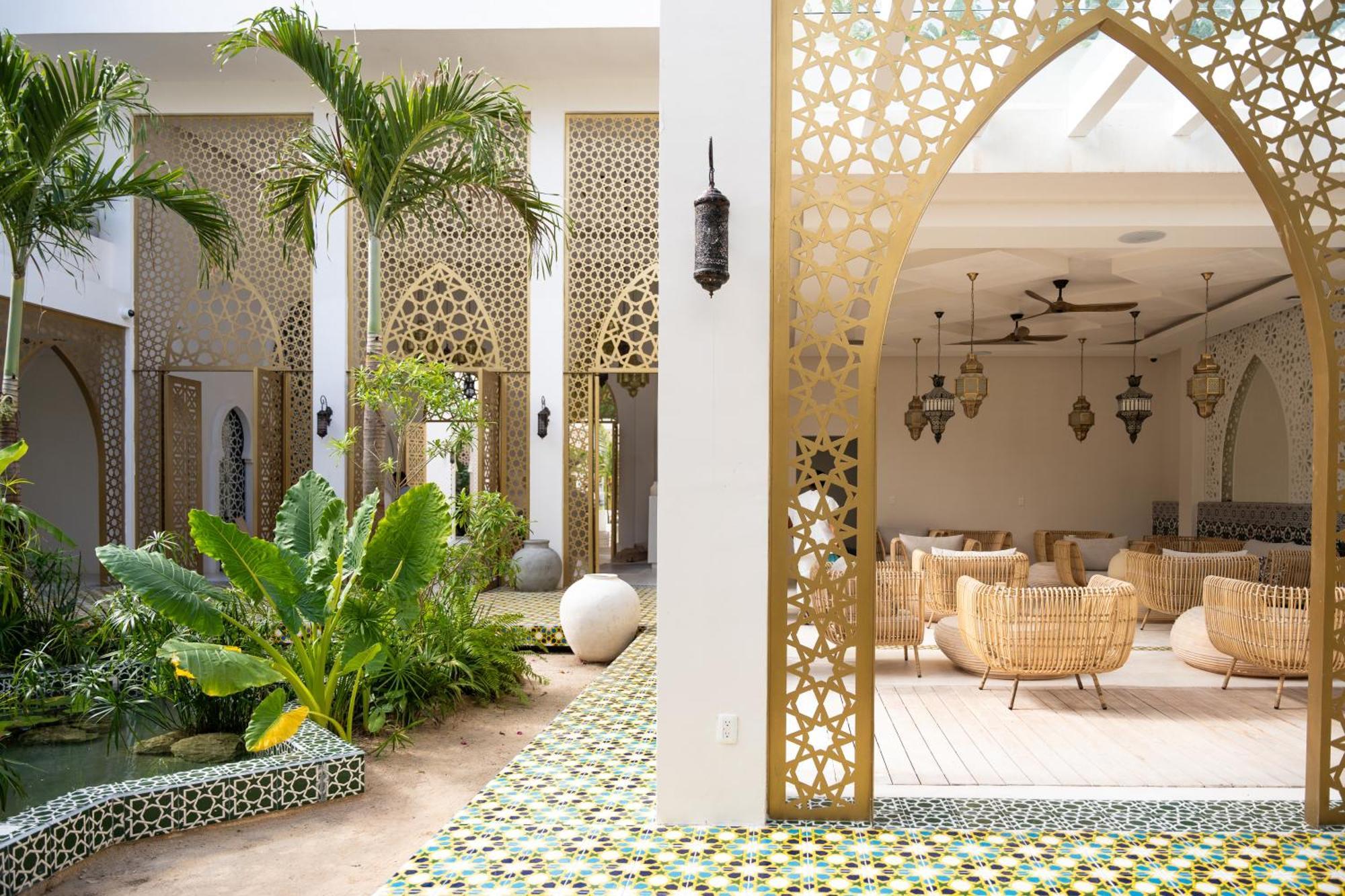 Sana Beachfront Boutique