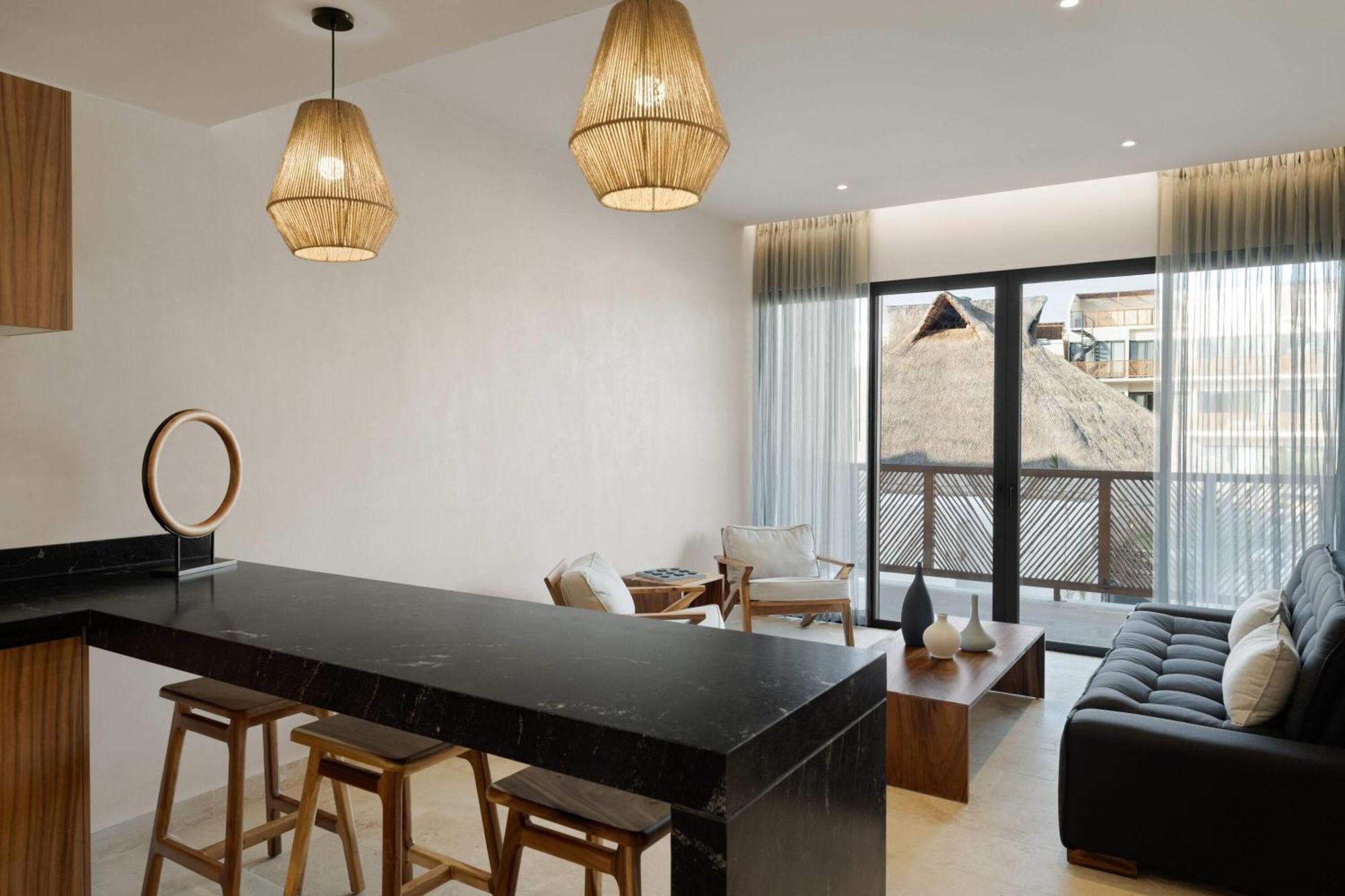 Wyndham Hotel 4*