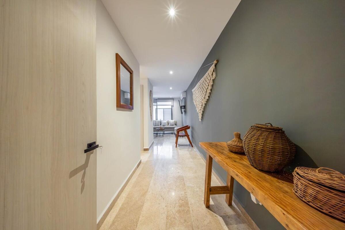 Luxury Private Pool And Movie Theater Retreat *