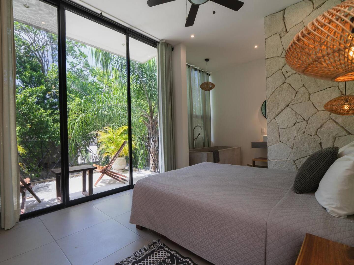 Luxe 3br Private Pool, Gated Community Villa