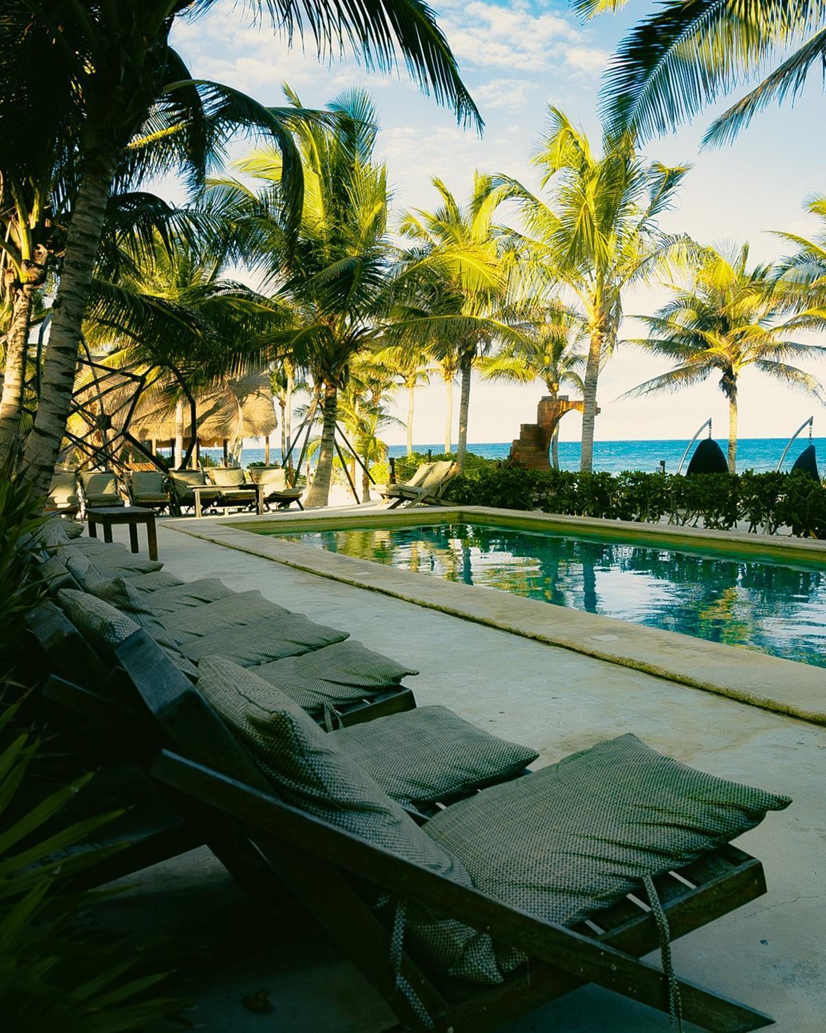 Mia Beachfront - Ocean View And Club 4*
