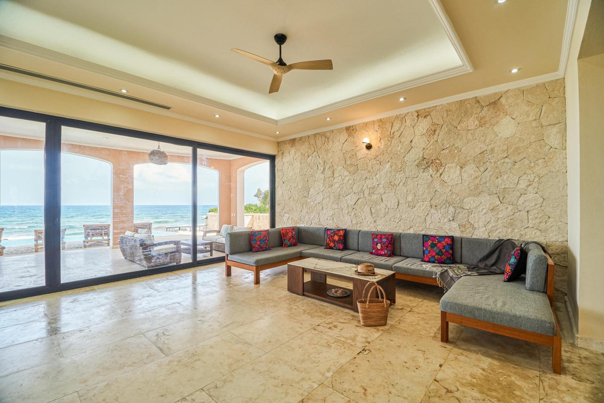 Spacious Oceanfront With 7 Bedrooms, Pool, Premium Amenities & Reliable Generator * Tulum