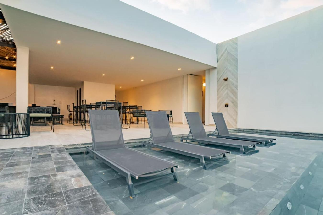 Luxury Lock Off In Apartment