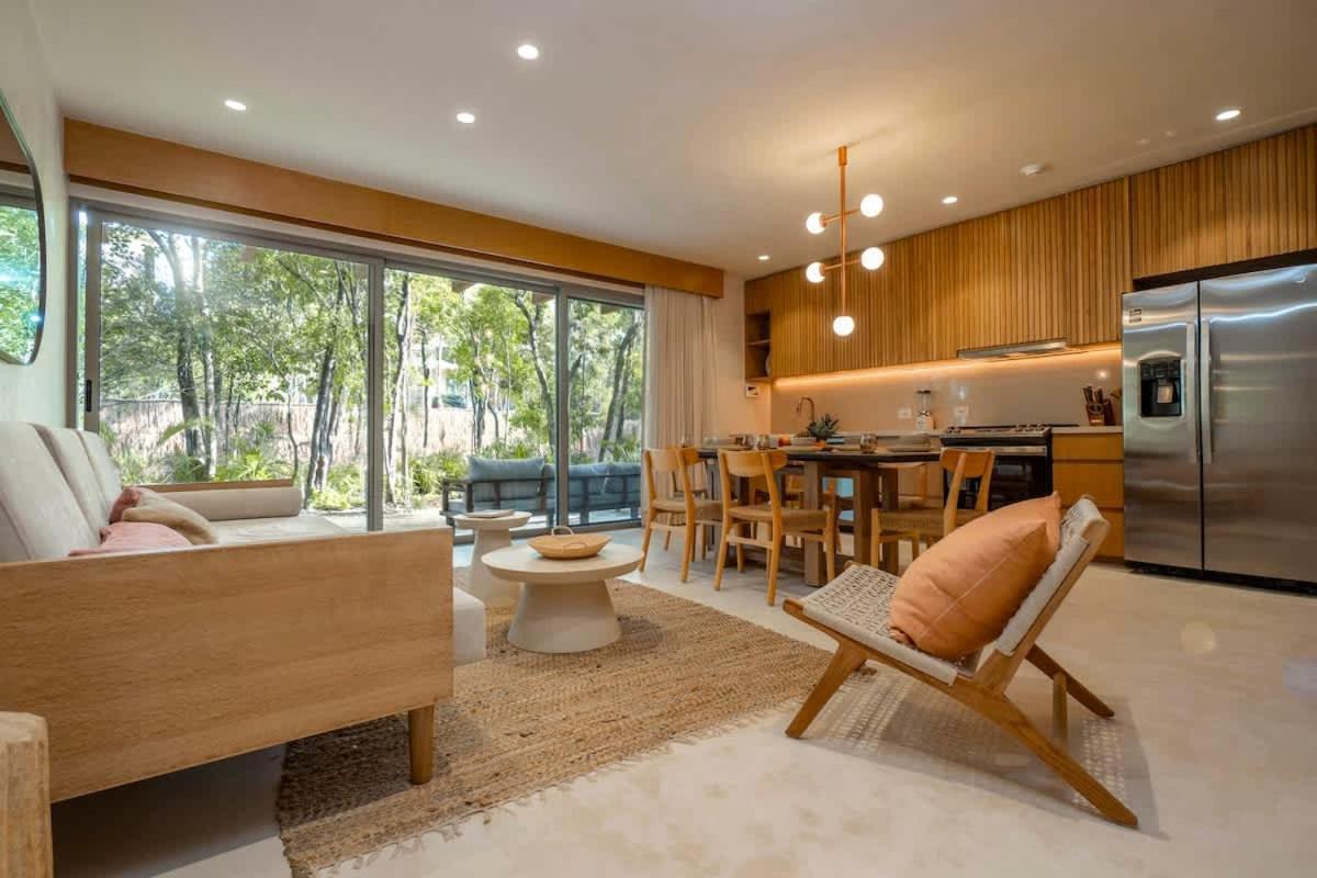 Aflora Townhouse Style - 3br Garden With Private Pool & Huge Common Pool Apartment