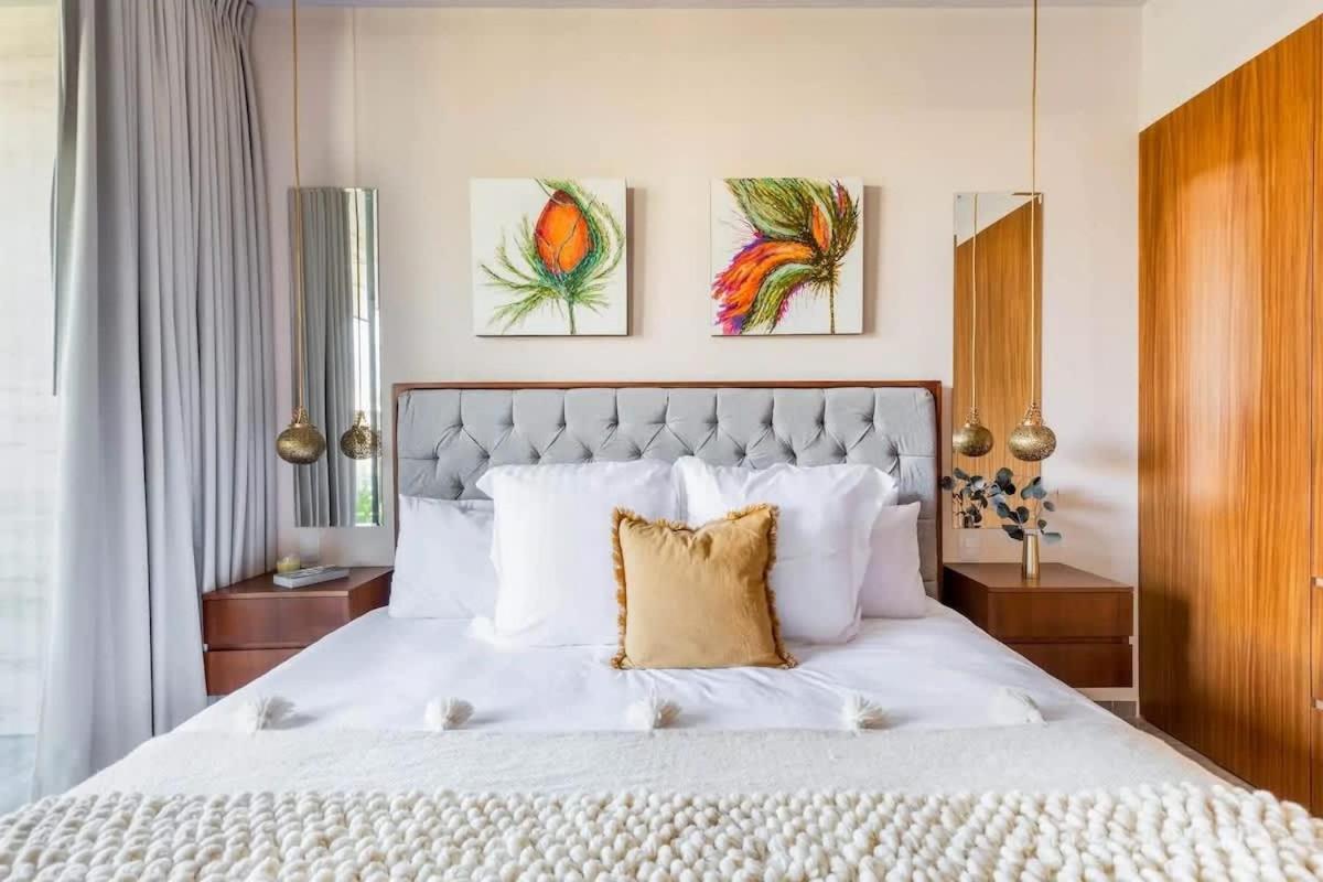 Luxury Penthouse With Private Rooftop Pool Apartment