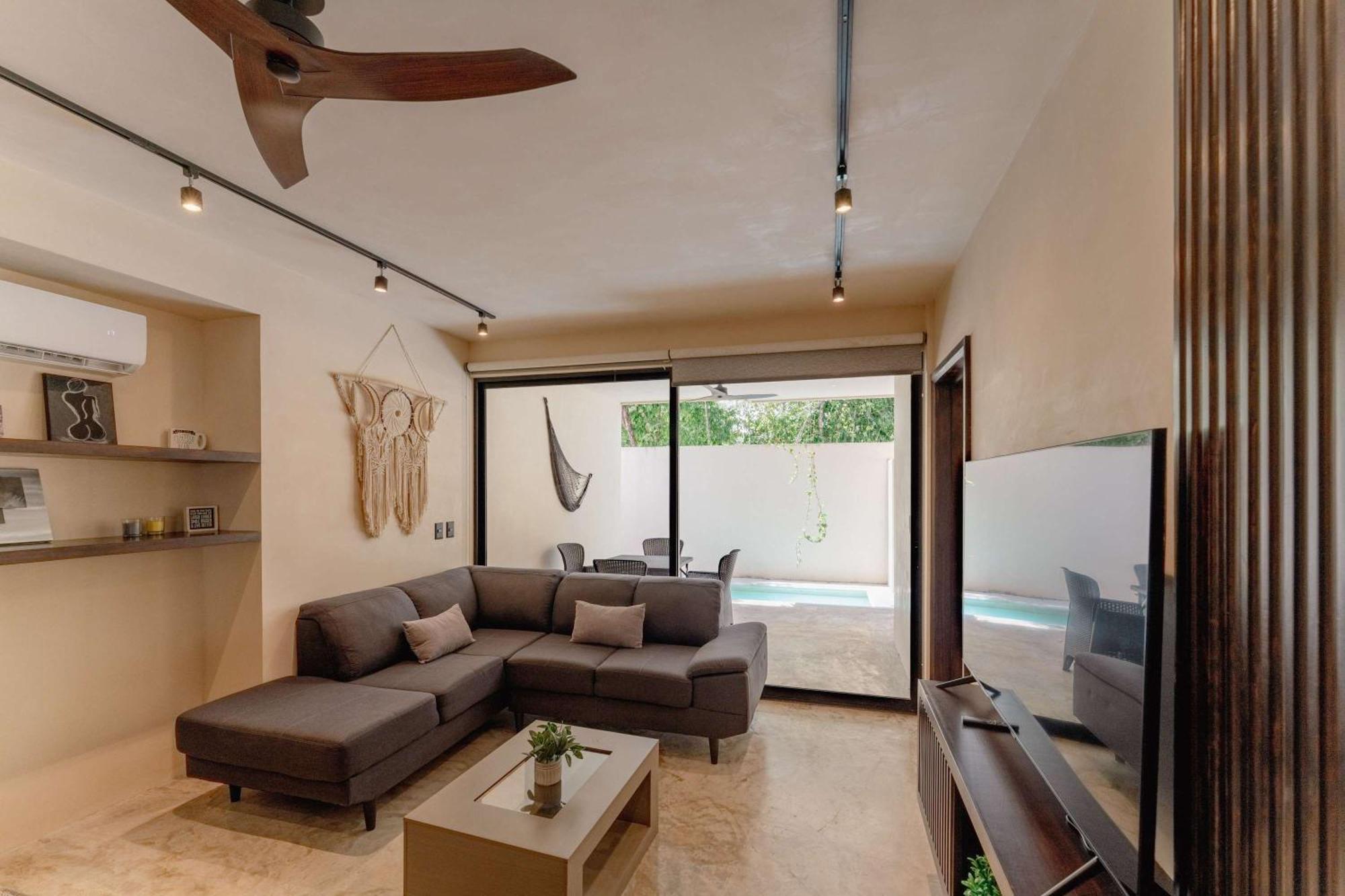 Apartment Talulah Living 3br - Private & Shared Pool *