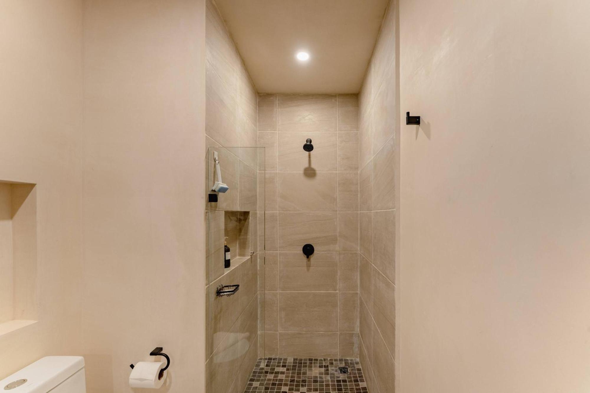 Apartment Talulah Living 3br - Private & Shared Pool *