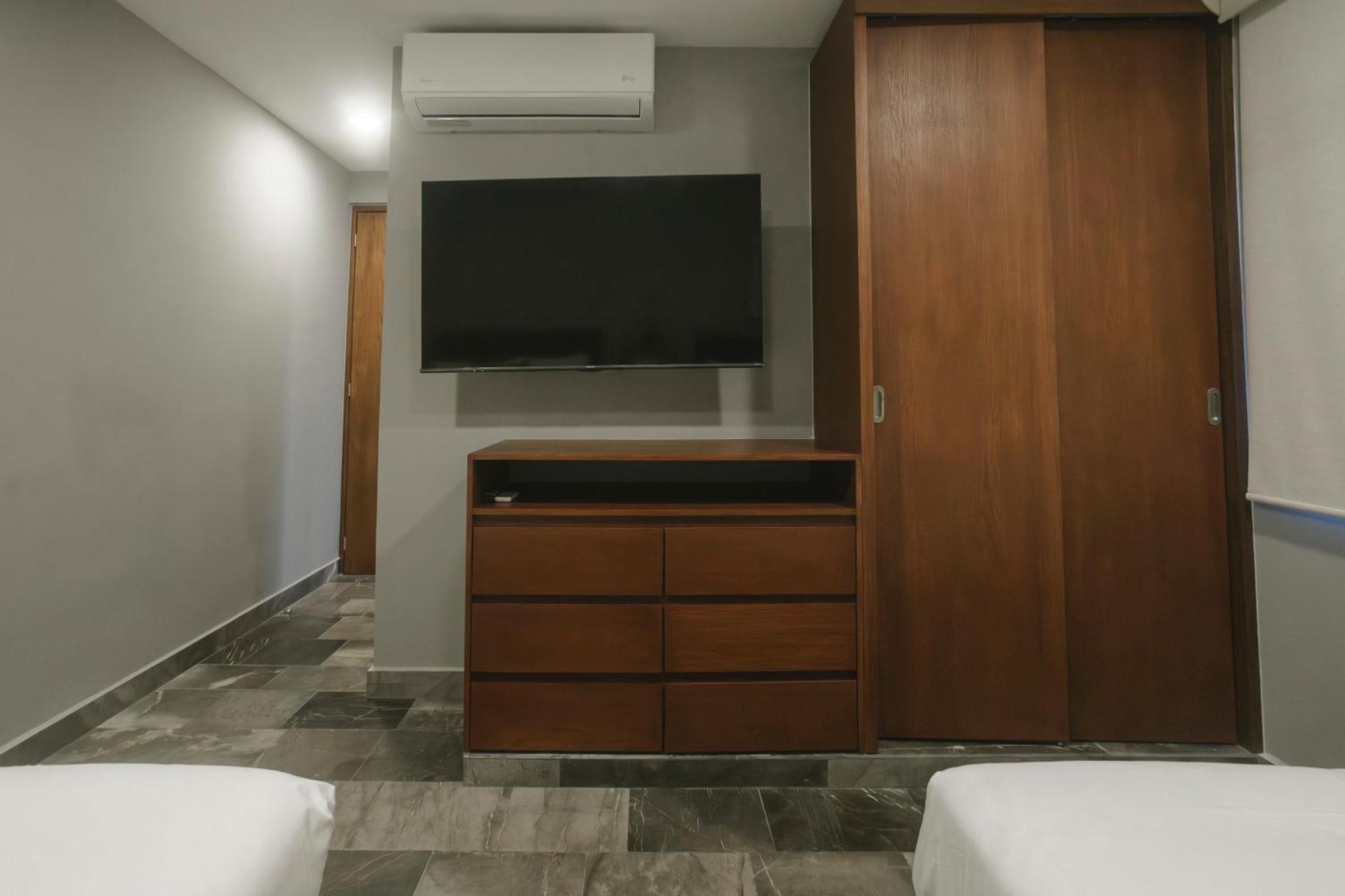 Luna Negra Penthouse 2br Apartment