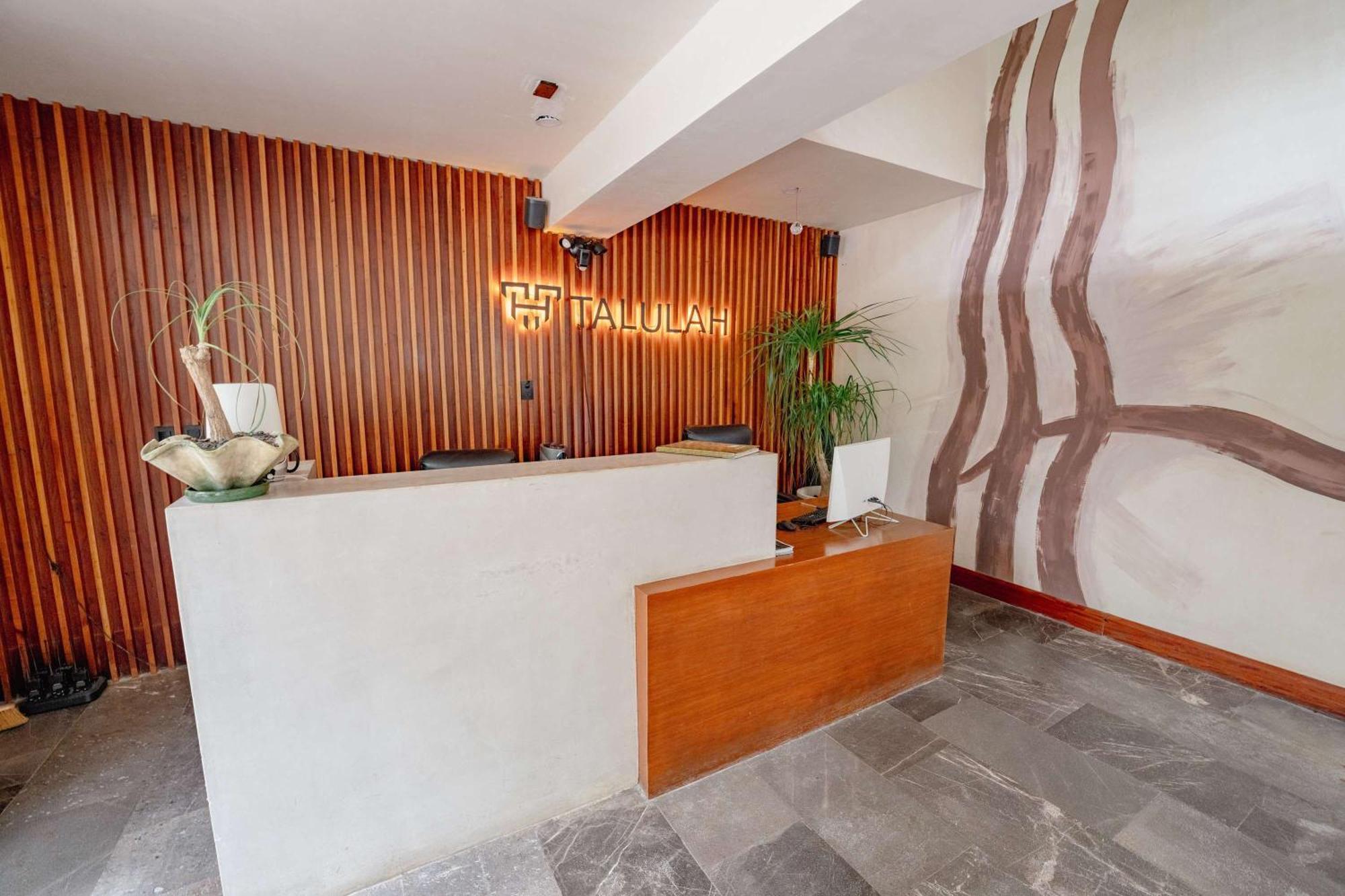 Apartment Talulah Living 3br - Private & Shared Pool *