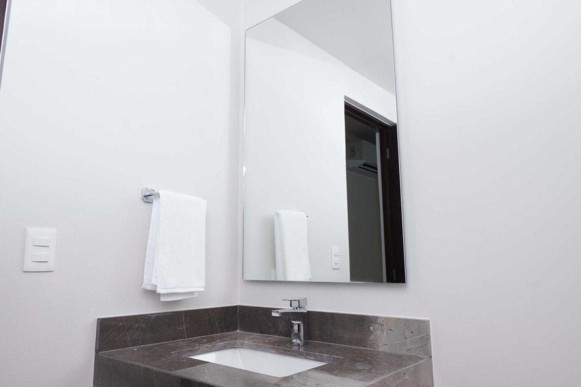 Boho Breeze At Costa Caribe Apartment *