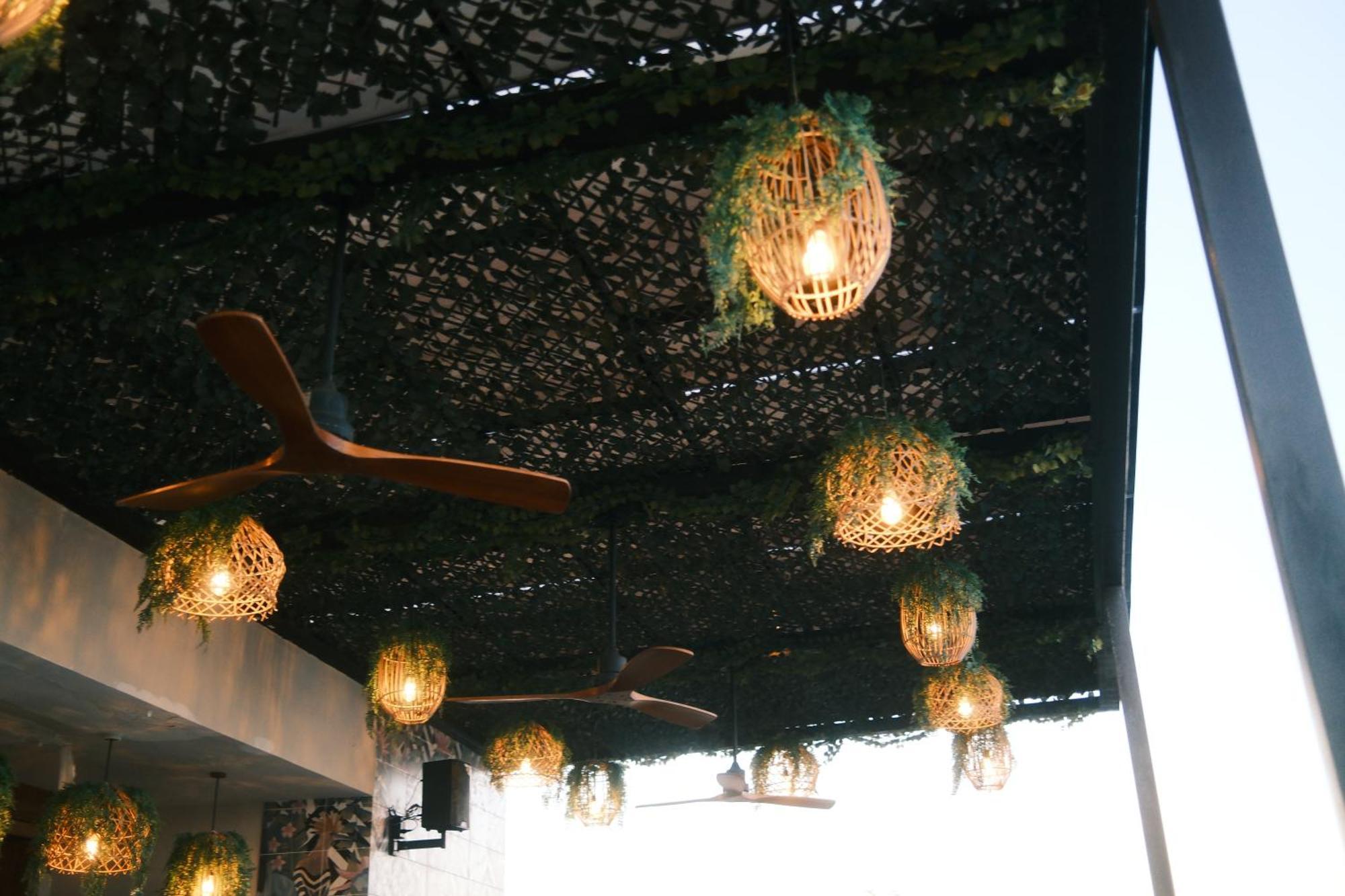 Downtown Penthouse With Private Pool, Rooftop Pool And Gym, Short Distance From Beaches, Restaurants & Nightlife *