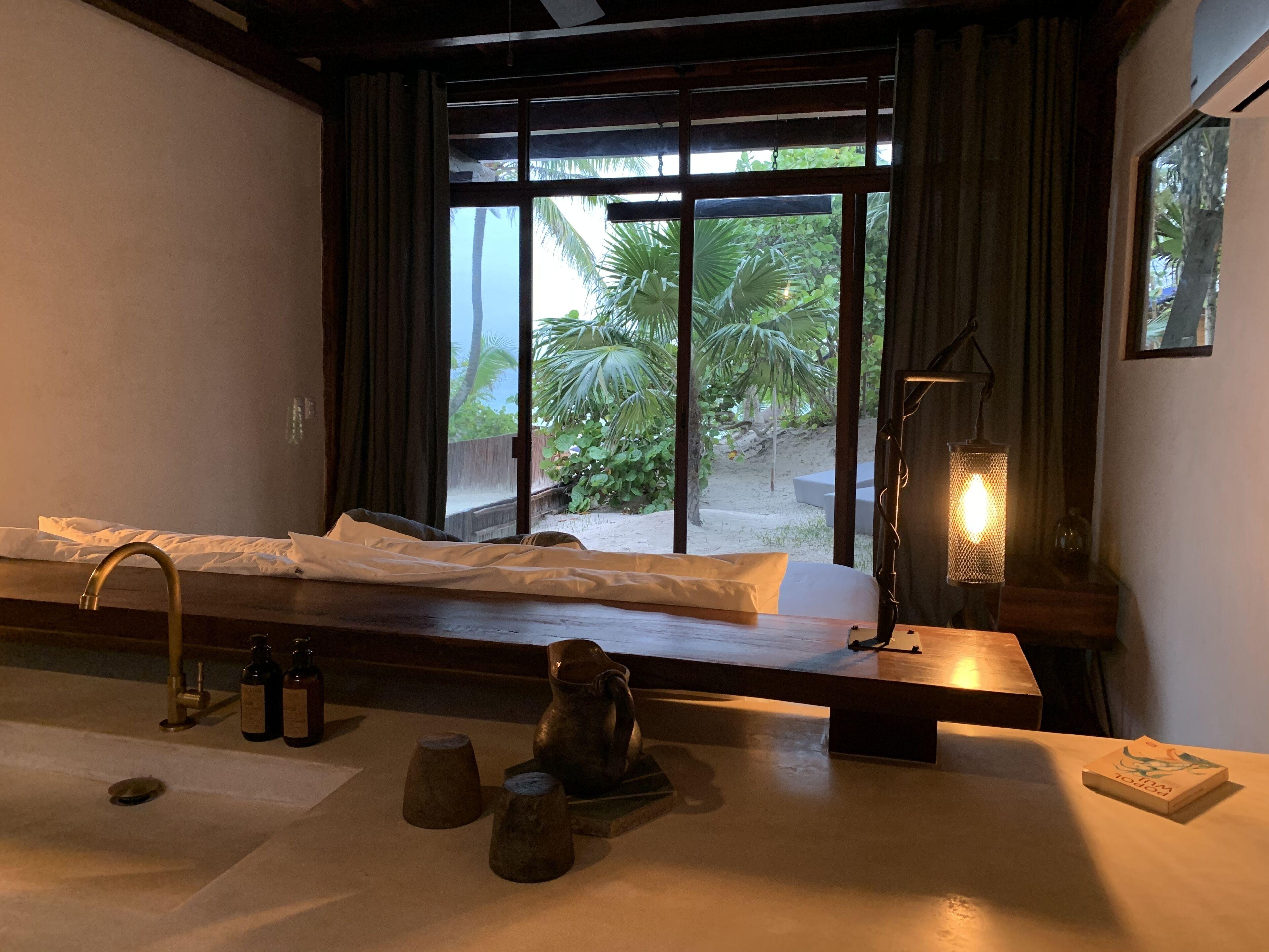 Libelula Beachfront 4*