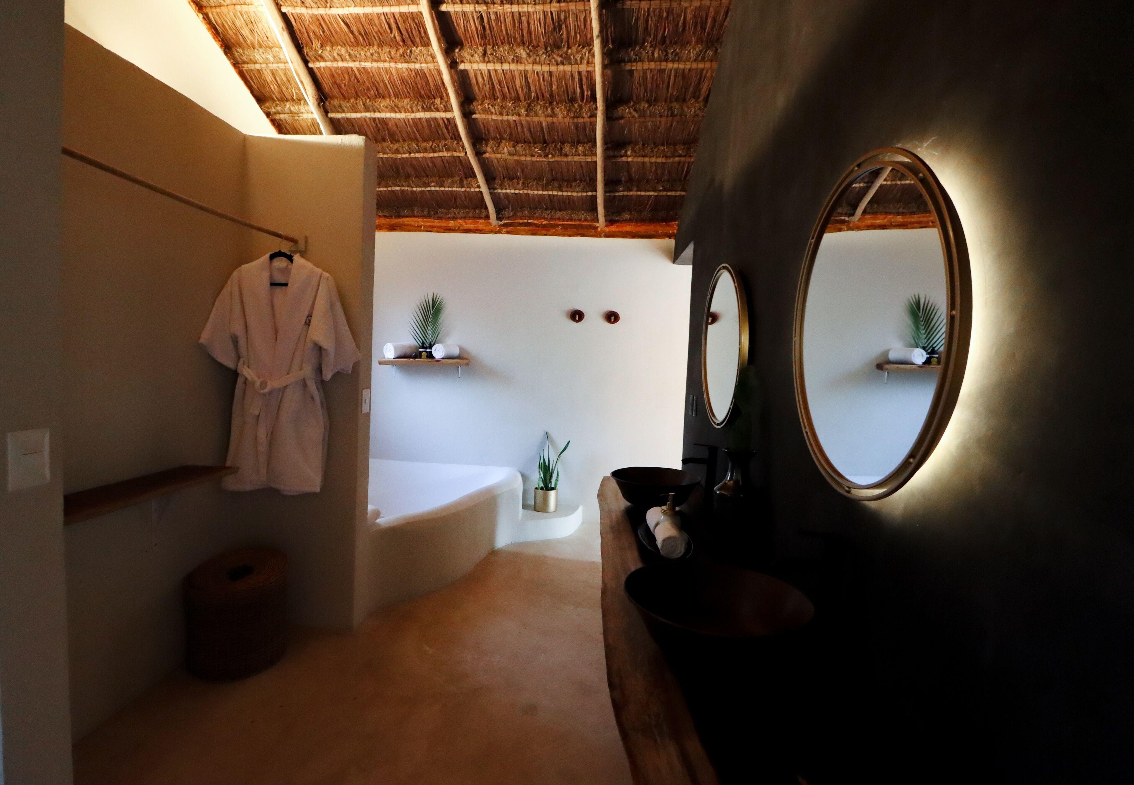 Hotel The Yellow Nest 5*