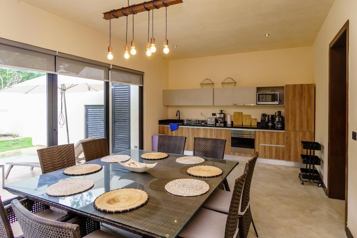 New! Gorgeous Luxury With 2 Pools *