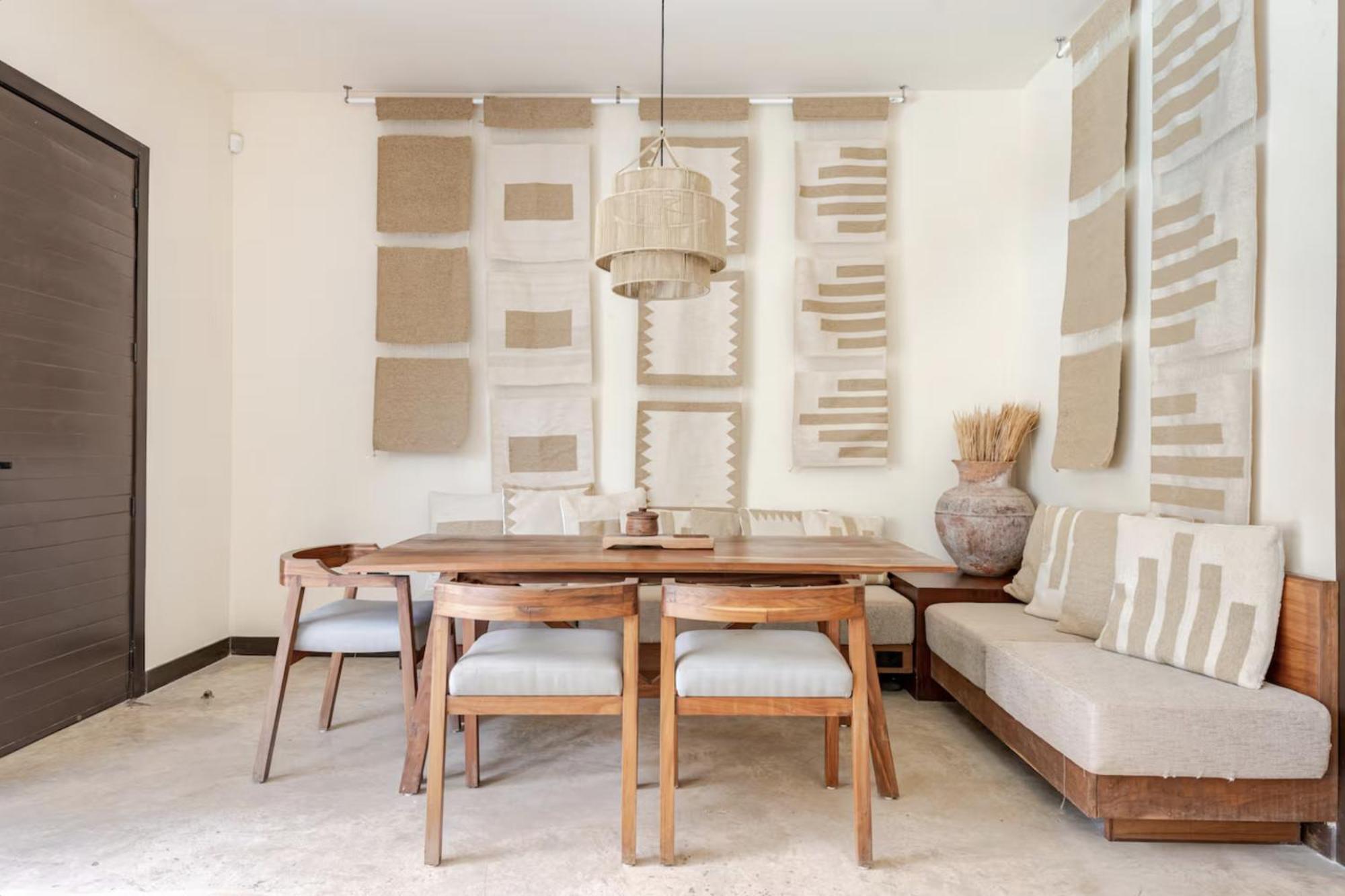 Villa Enchanting 4br Villaδ Pool& Rooftopδprime Location Tulum