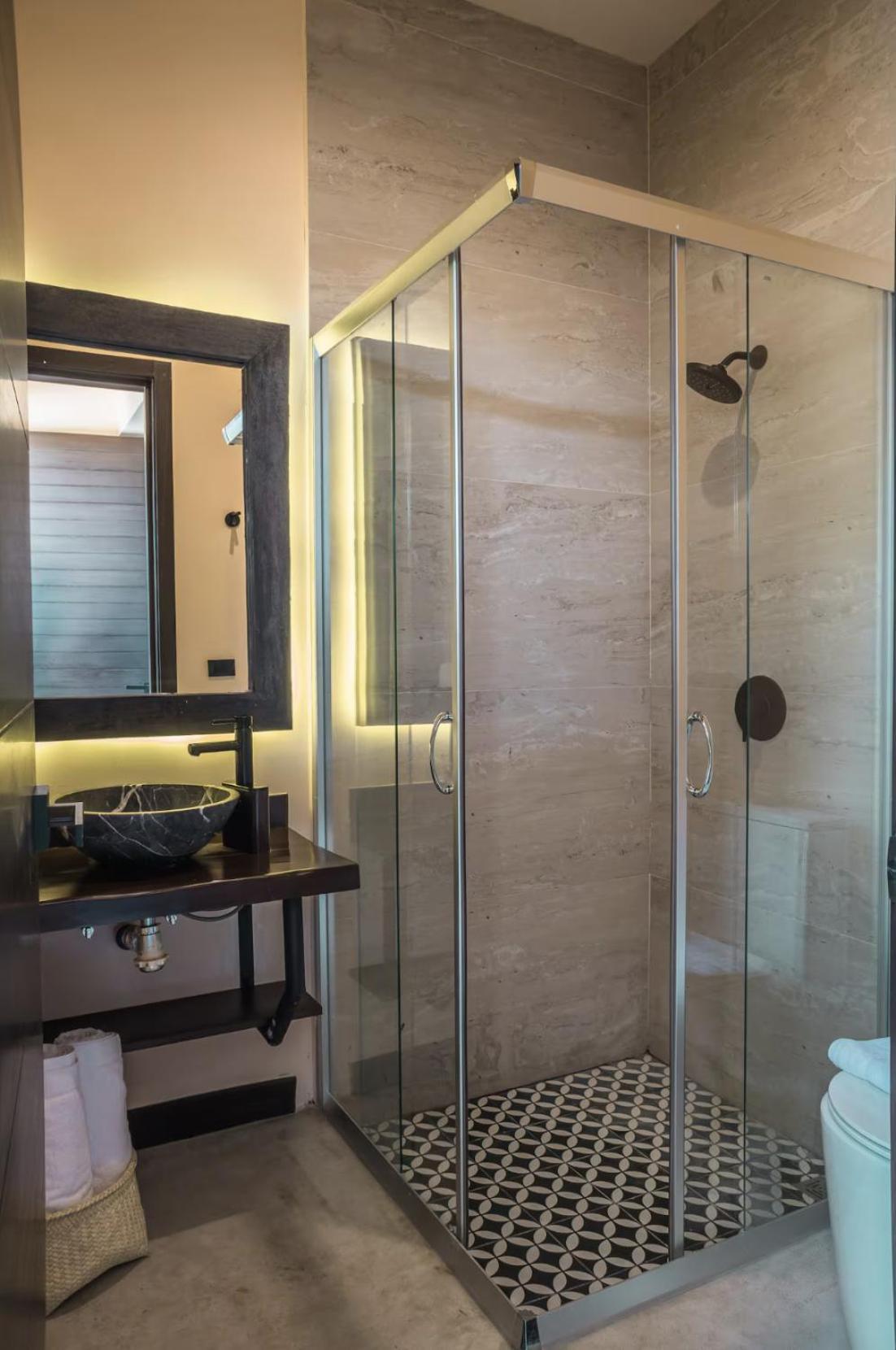 Villa Enchanting 4br Villaδ Pool& Rooftopδprime Location *