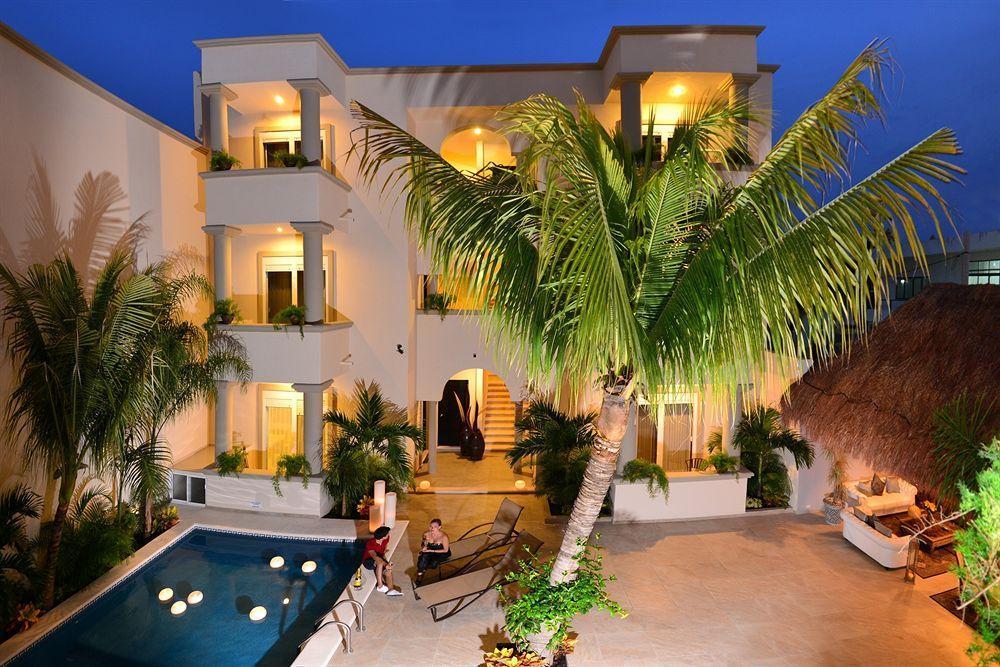 Apartment Palms