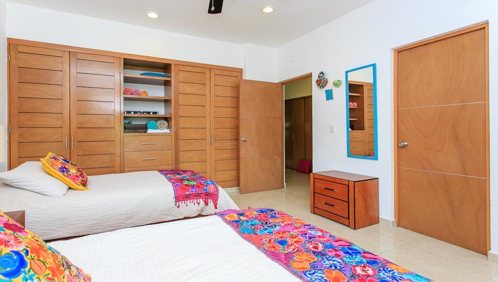Perfectly Situated Between The Beach & Town By Stella Hotel