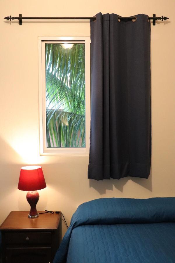 420 King Paradise Apartment *