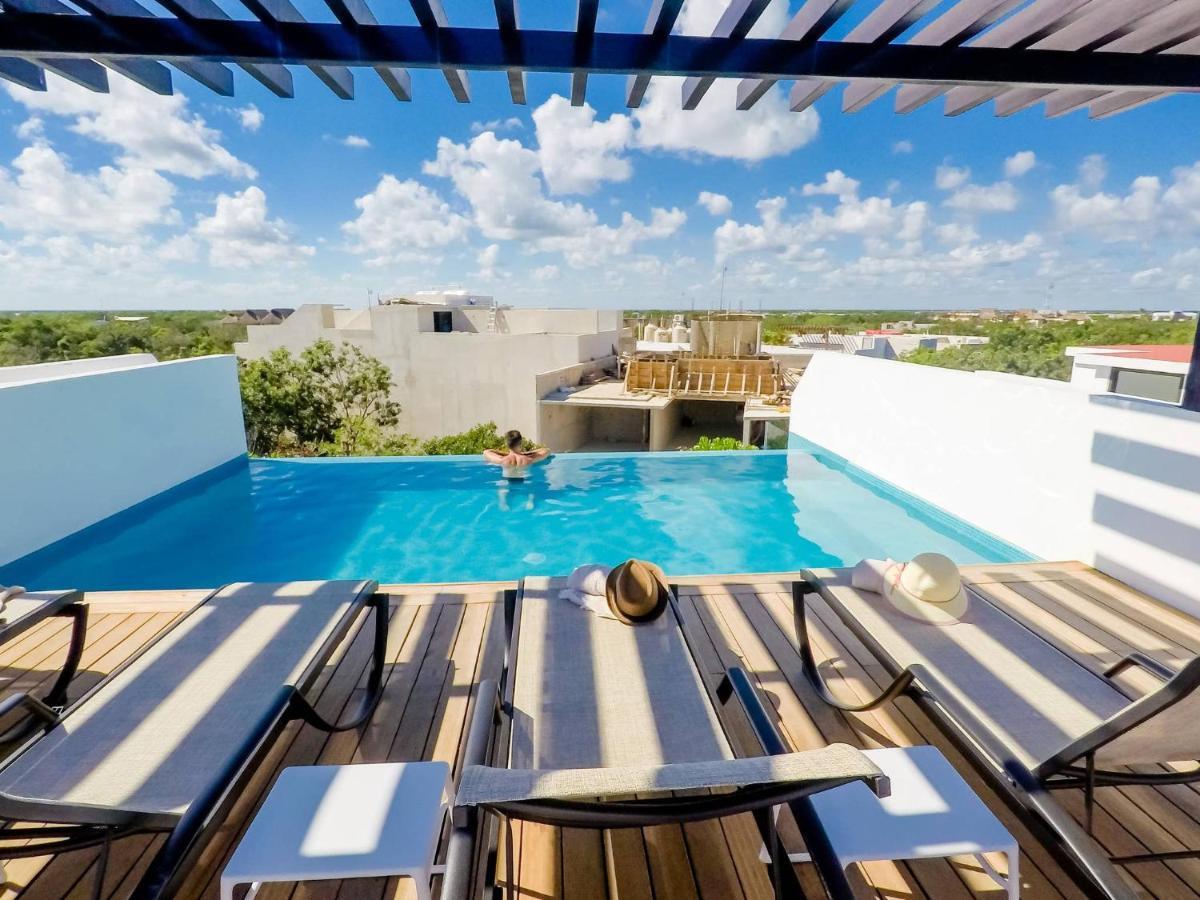Brand New Two Br Penthouse With A Private Roof Patio! Totally Equipped. Сasa de vacaciones Tulum